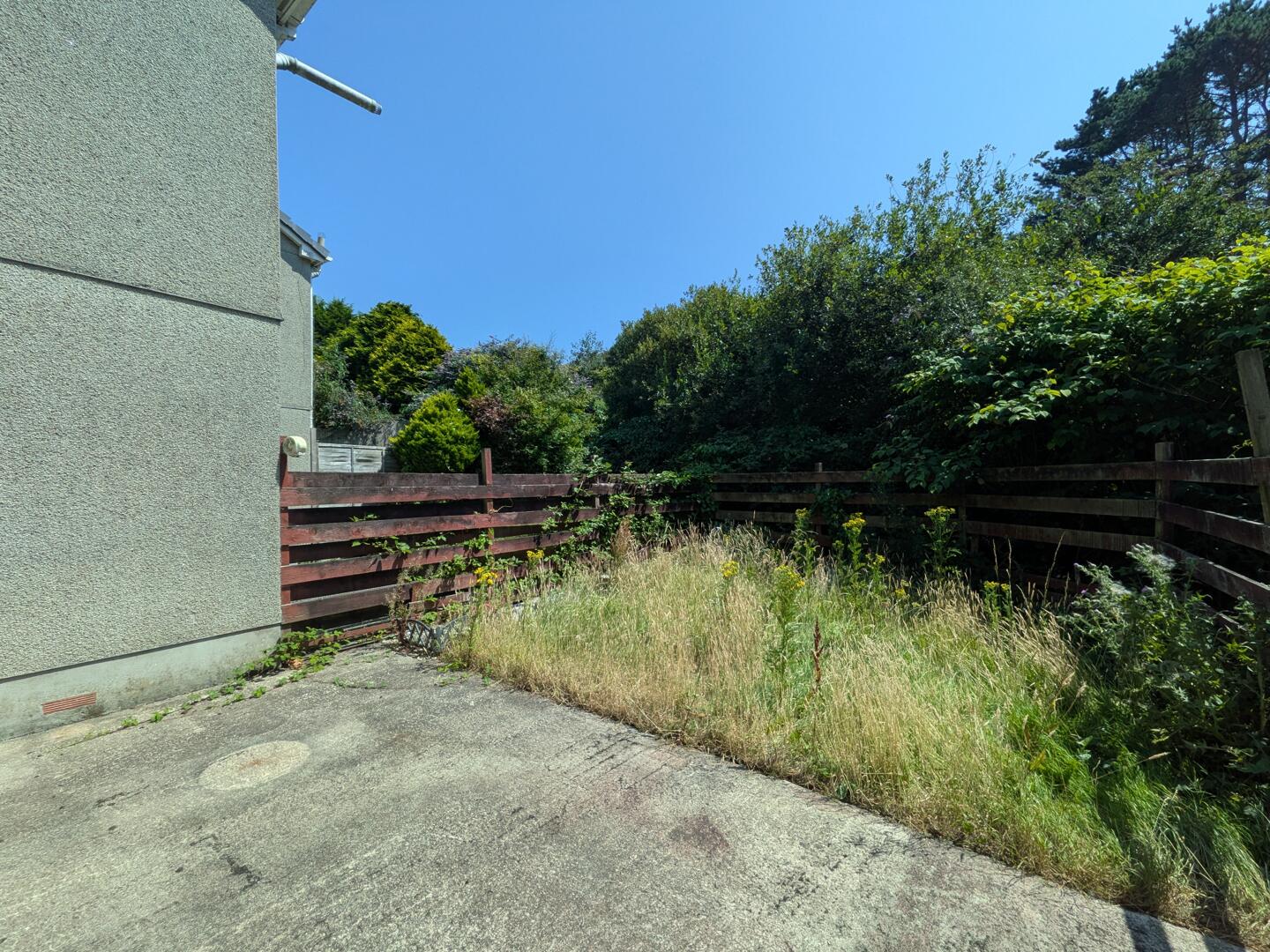 Highburrow Court, Pool, Redruth